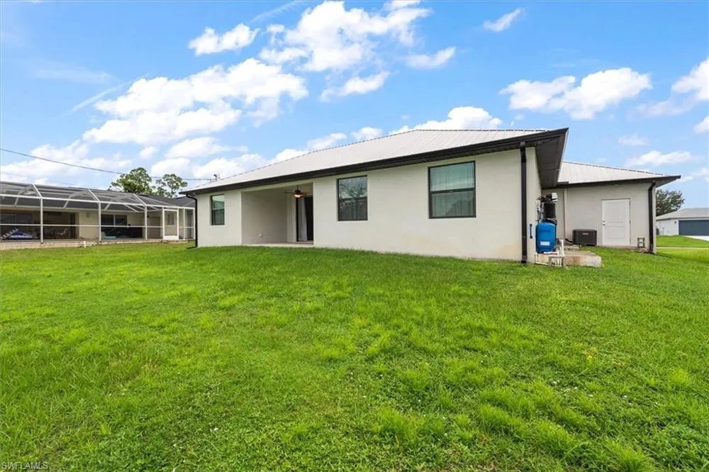 14141 Roof Street Fort Myers, FL 33905
