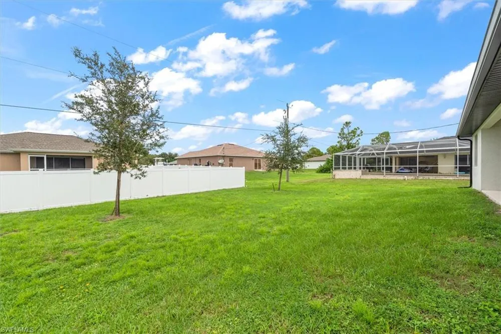 14141 Roof Street Fort Myers, FL 33905