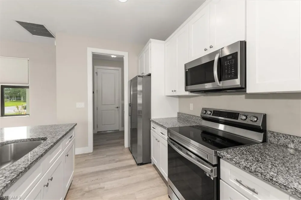 14141 Roof Street Fort Myers, FL 33905