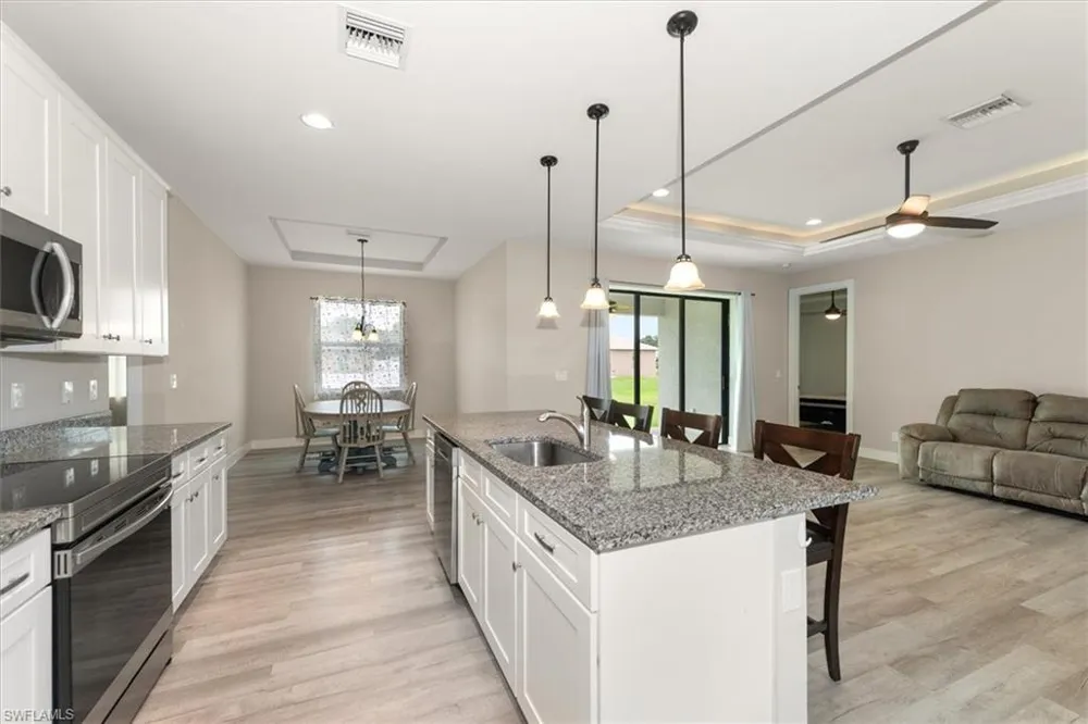 14141 Roof Street Fort Myers, FL 33905