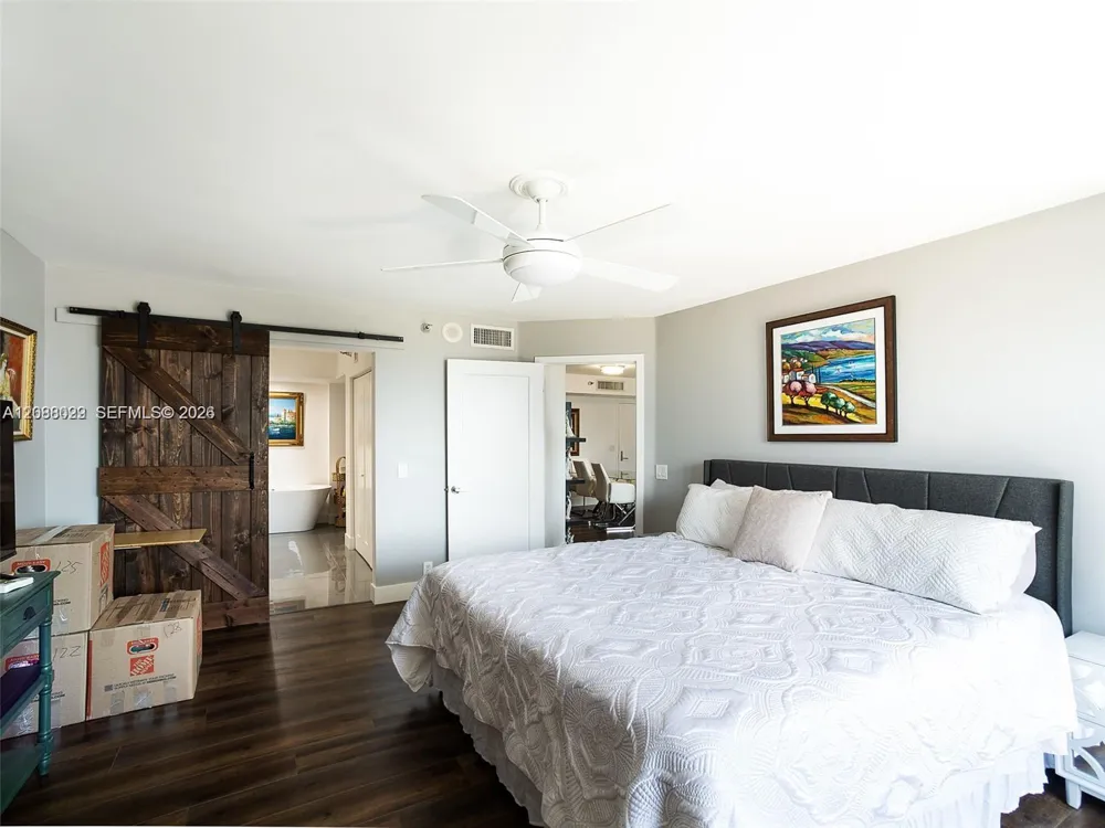 3500 Mystic Pointe Dr #1607 Aventura, FL 33180