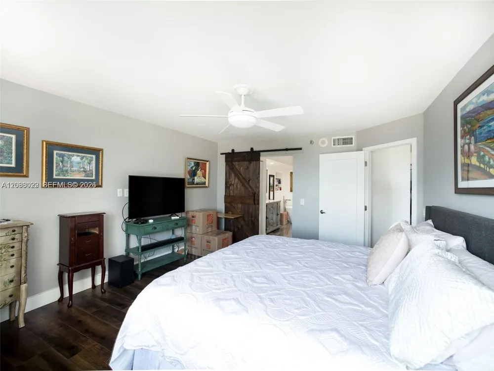 3500 Mystic Pointe Dr #1607 Aventura, FL 33180