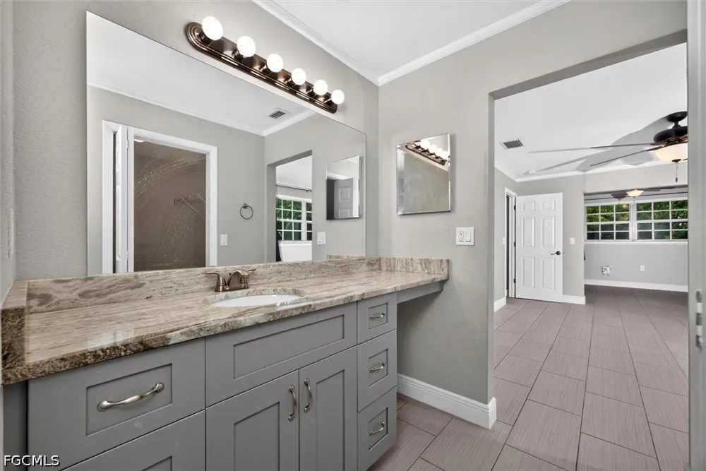 SE 27th Terrace Cape Coral, FL 33904