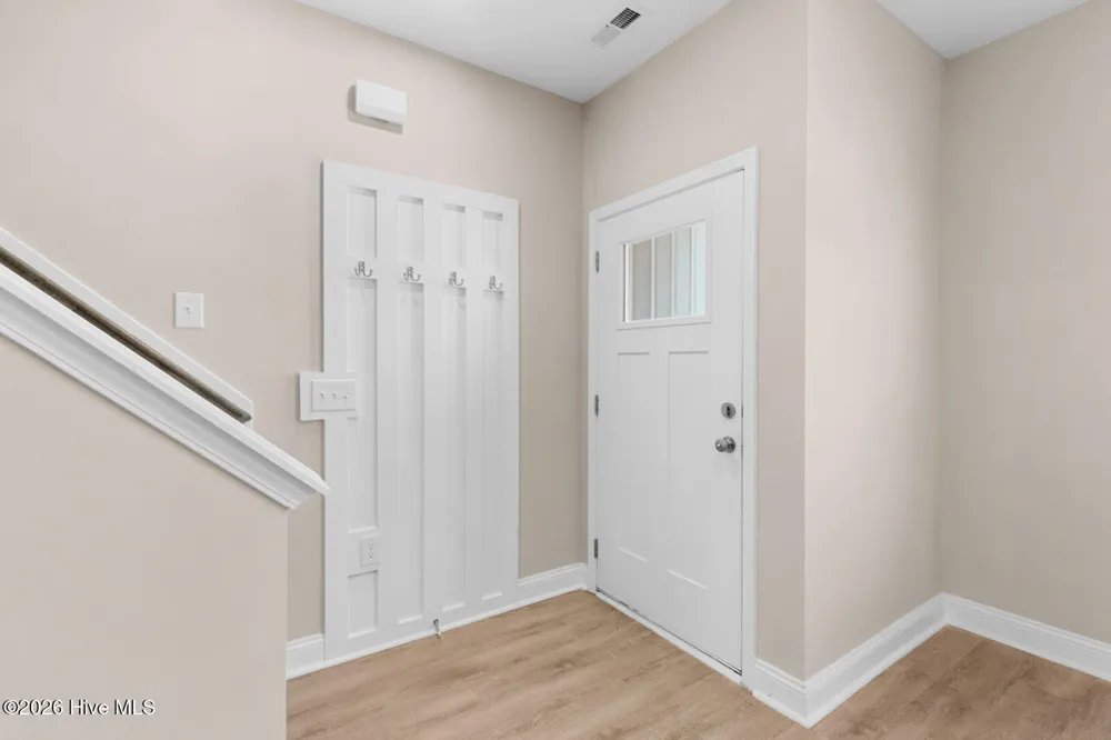 608 Jacks Crossing Drive Hubert, NC 28539