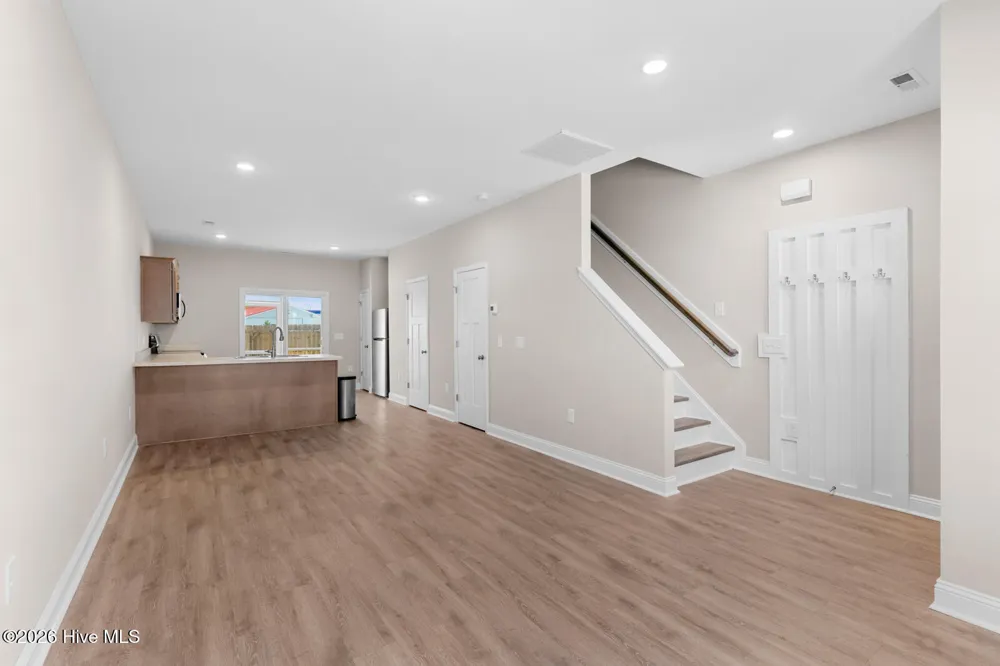 608 Jacks Crossing Drive Hubert, NC 28539