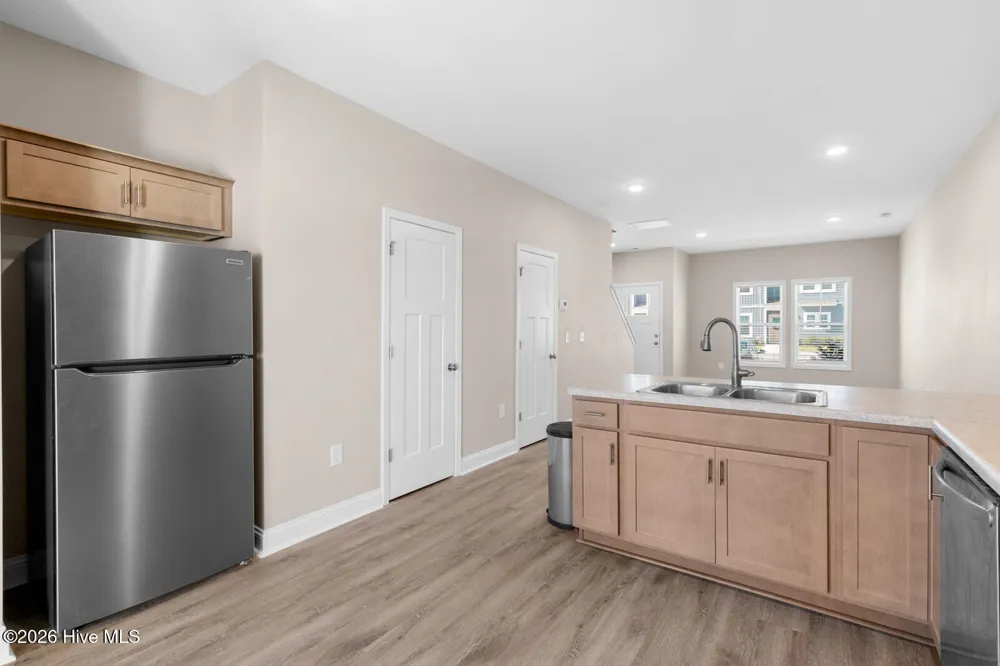 608 Jacks Crossing Drive Hubert, NC 28539
