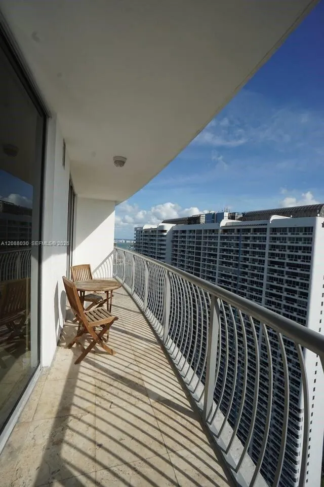 1750 Bayshore Dr #3710 Miami, FL 33132