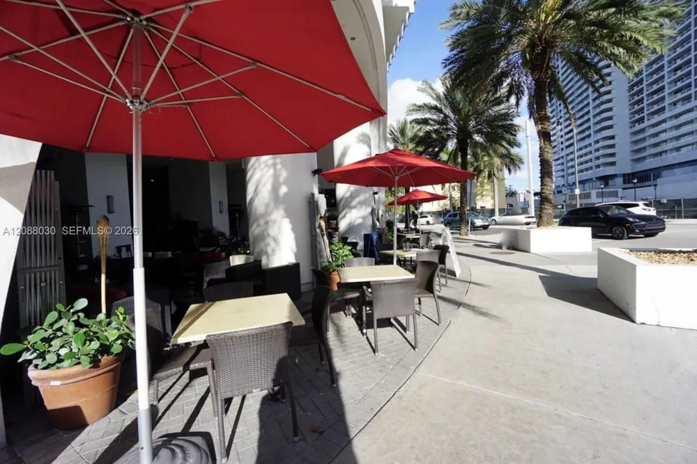 1750 Bayshore Dr #3710 Miami, FL 33132