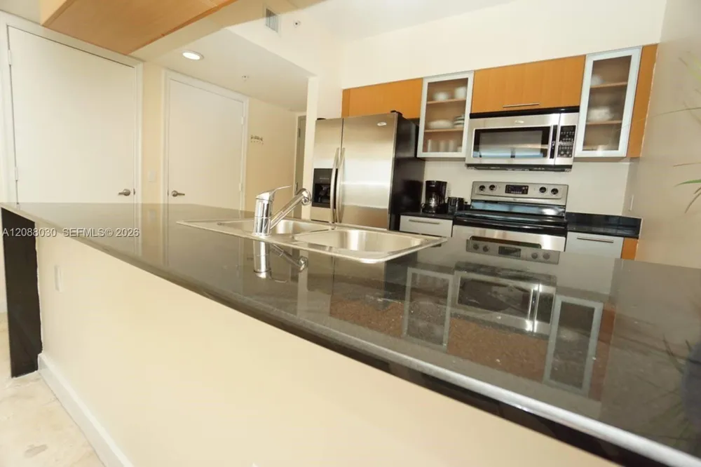 1750 Bayshore Dr #3710 Miami, FL 33132