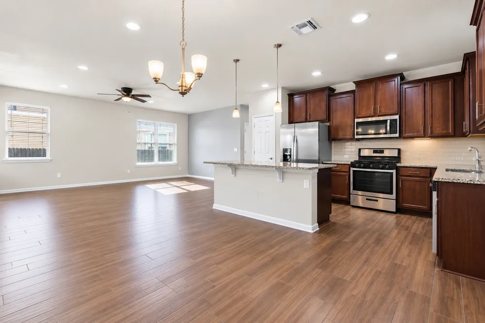 121 Guemal Road Buda, TX 78610