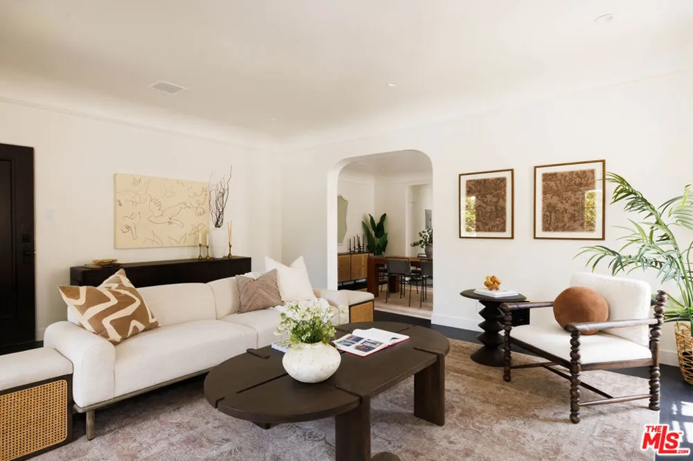 1226 Smithwood Drive #4 Los Angeles, CA 90035
