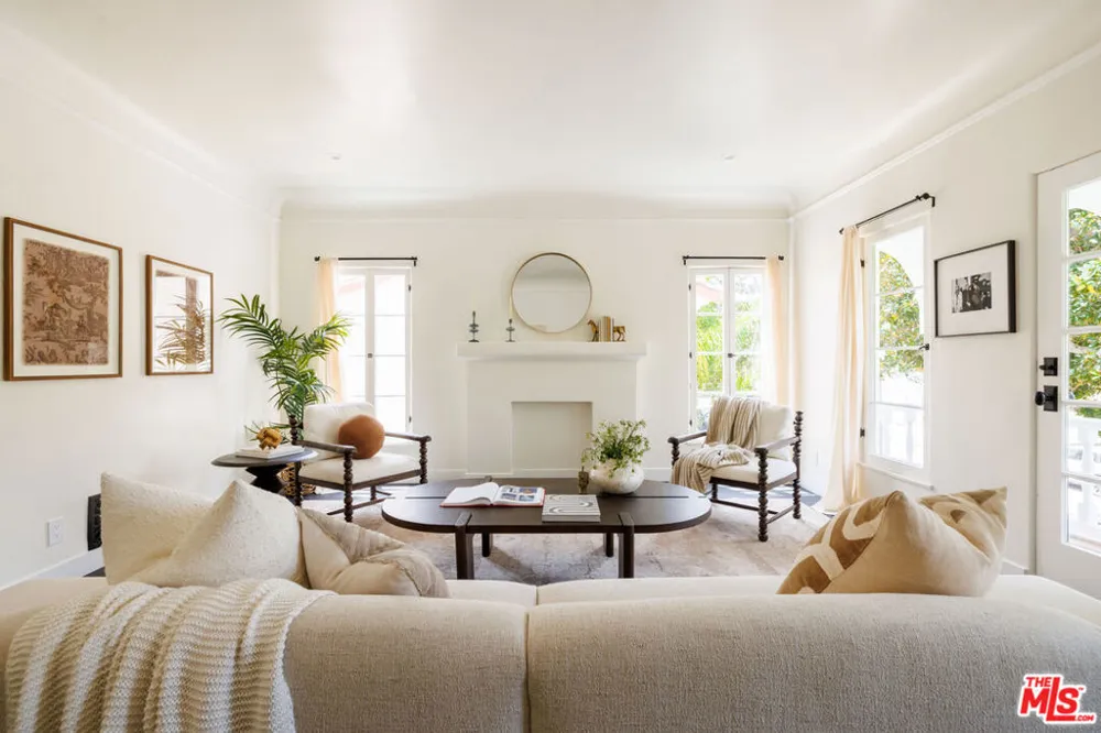 1226 Smithwood Drive #4 Los Angeles, CA 90035