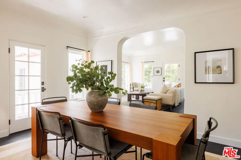 1226 Smithwood Drive #4 Los Angeles, CA 90035