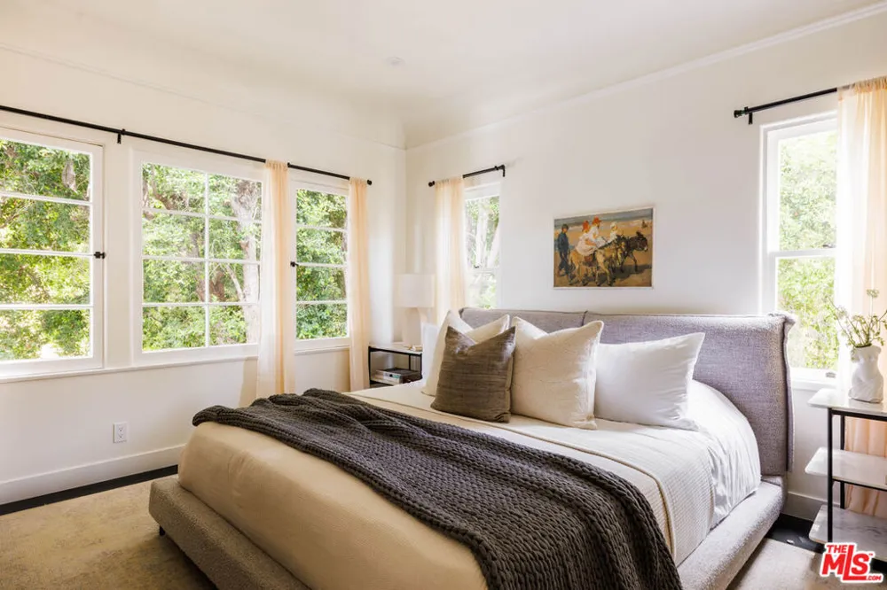 1226 Smithwood Drive #4 Los Angeles, CA 90035