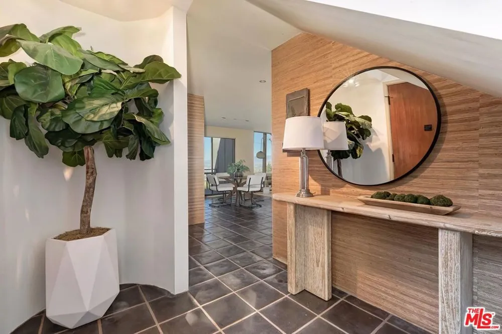 3583 Wonder View Drive Los Angeles, CA 90068