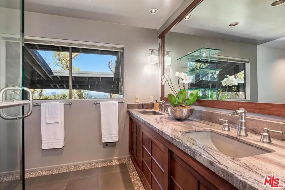 3583 Wonder View Drive Los Angeles, CA 90068