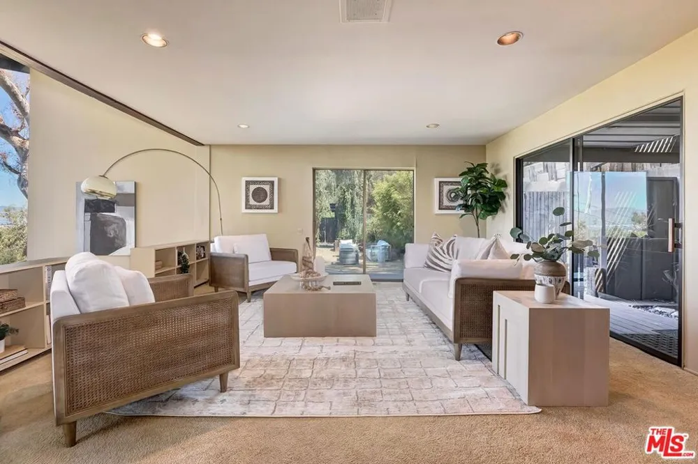 3583 Wonder View Drive Los Angeles, CA 90068