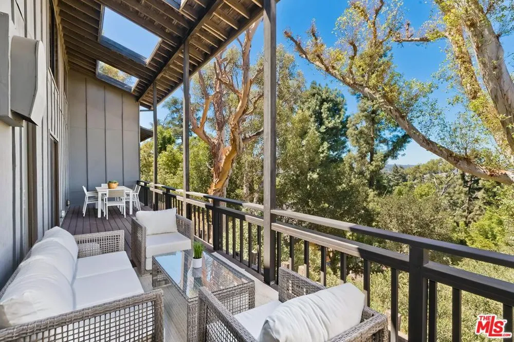 3583 Wonder View Drive Los Angeles, CA 90068