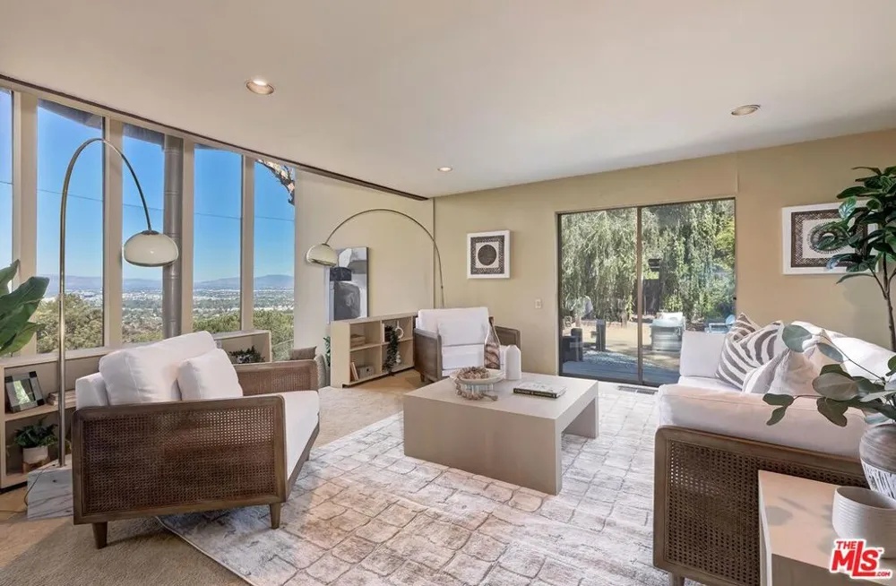 3583 Wonder View Drive Los Angeles, CA 90068