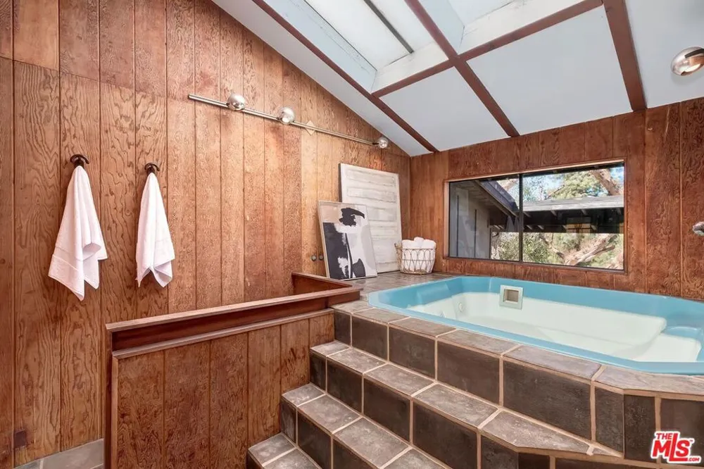 3583 Wonder View Drive Los Angeles, CA 90068