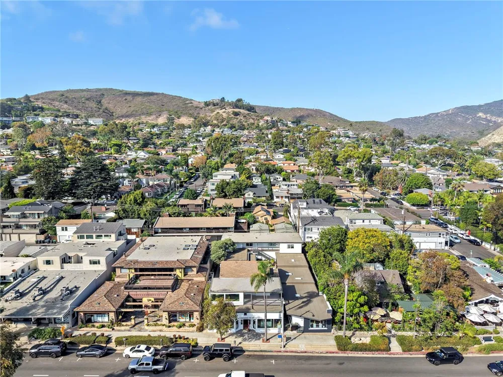 334 Coast Hwy #A Laguna Beach, CA 92651