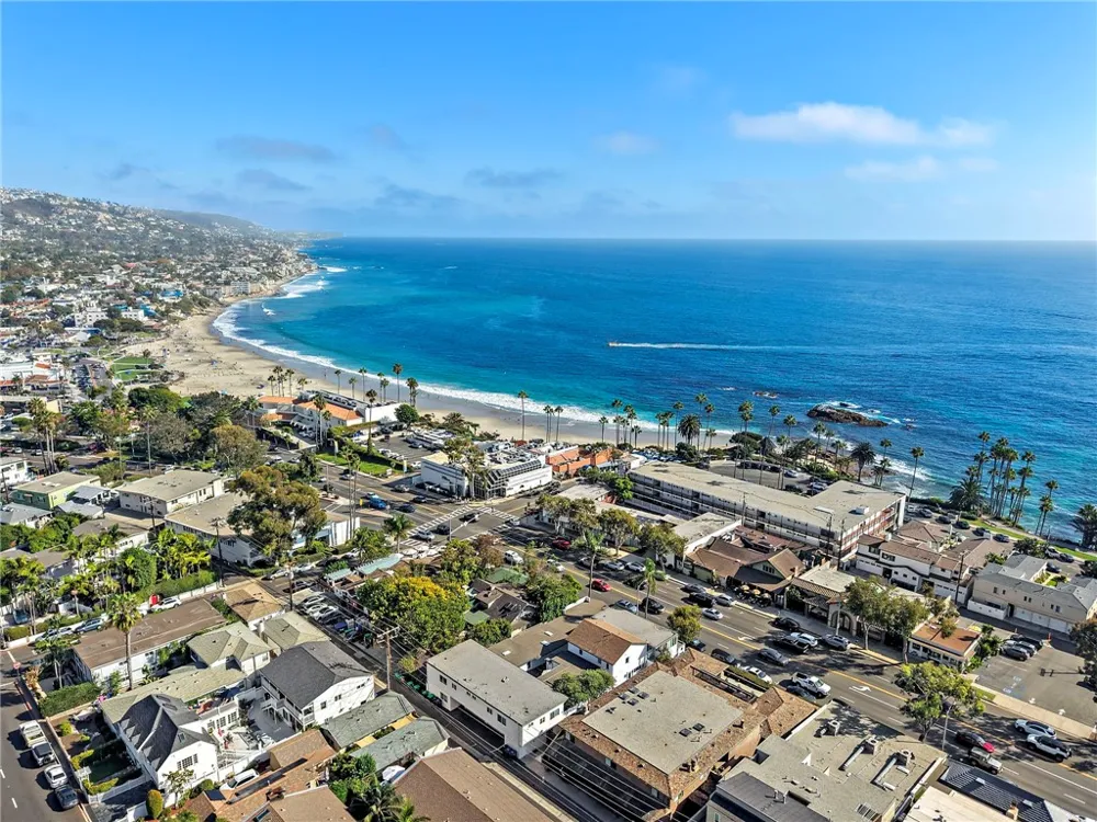 334 Coast Hwy #A Laguna Beach, CA 92651
