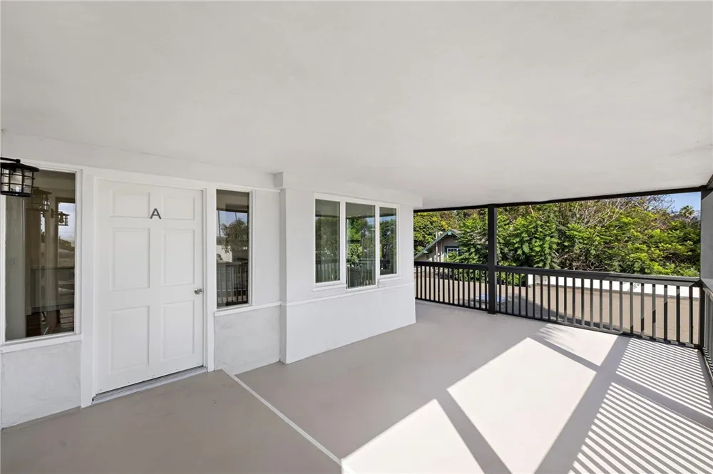 334 Coast Hwy #A Laguna Beach, CA 92651