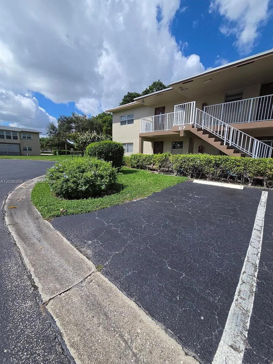 601 NW 79th Ave #101 Margate, FL 33063
