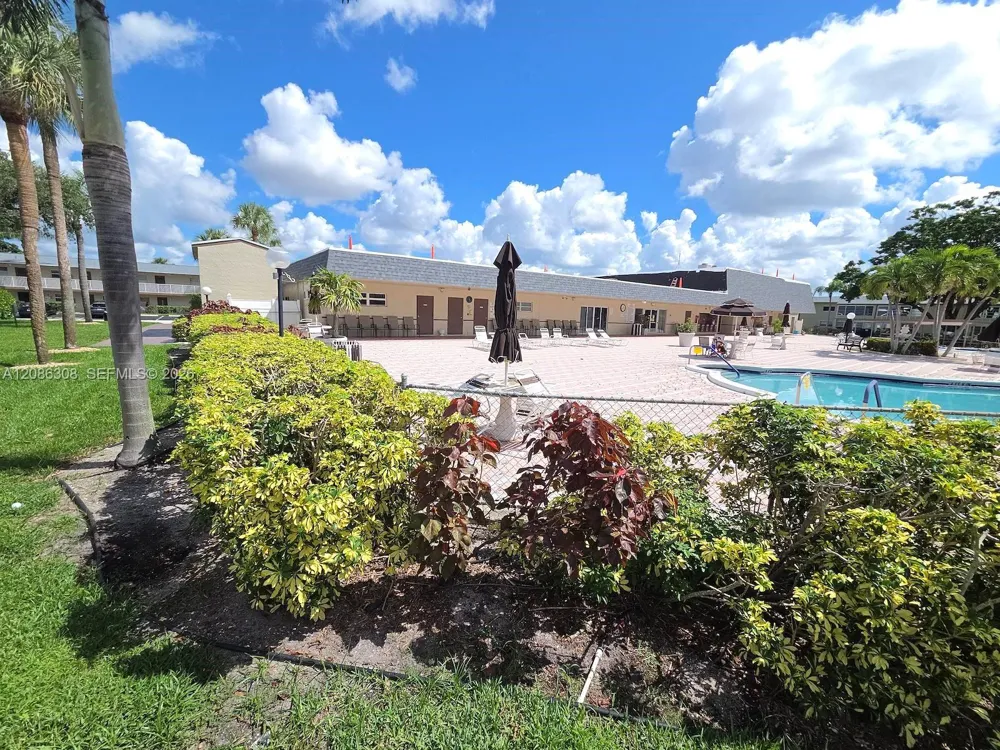 601 NW 79th Ave #101 Margate, FL 33063