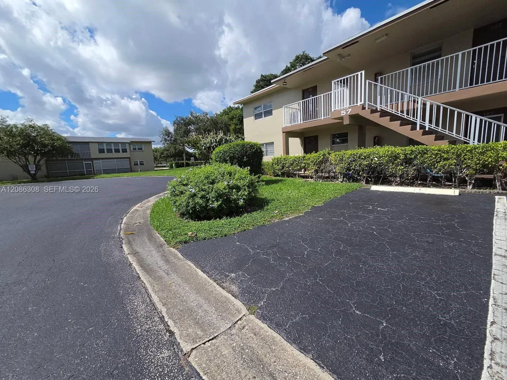 601 NW 79th Ave #101 Margate, FL 33063