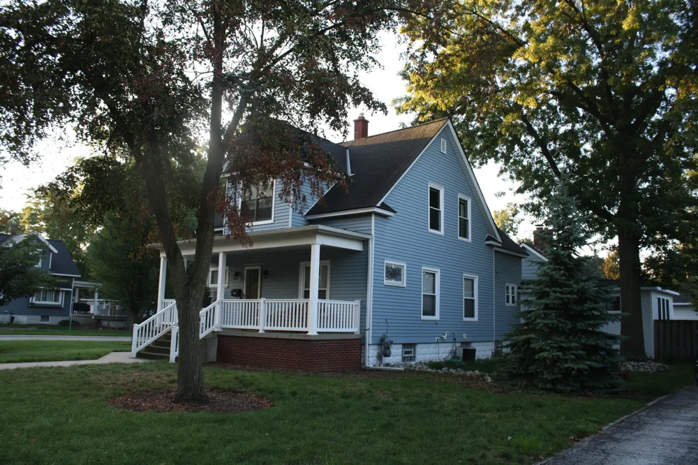 522 E Lincoln Avenue Zeeland, MI 49464