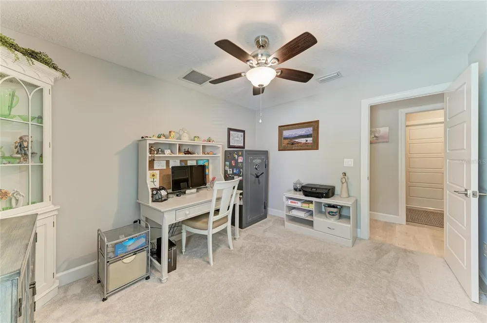 3632 STAGHORN AVENUE North Port, FL 34286
