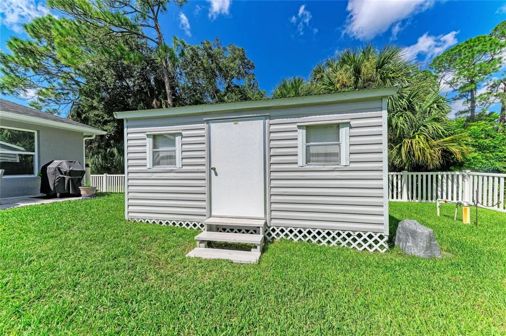 3632 STAGHORN AVENUE North Port, FL 34286