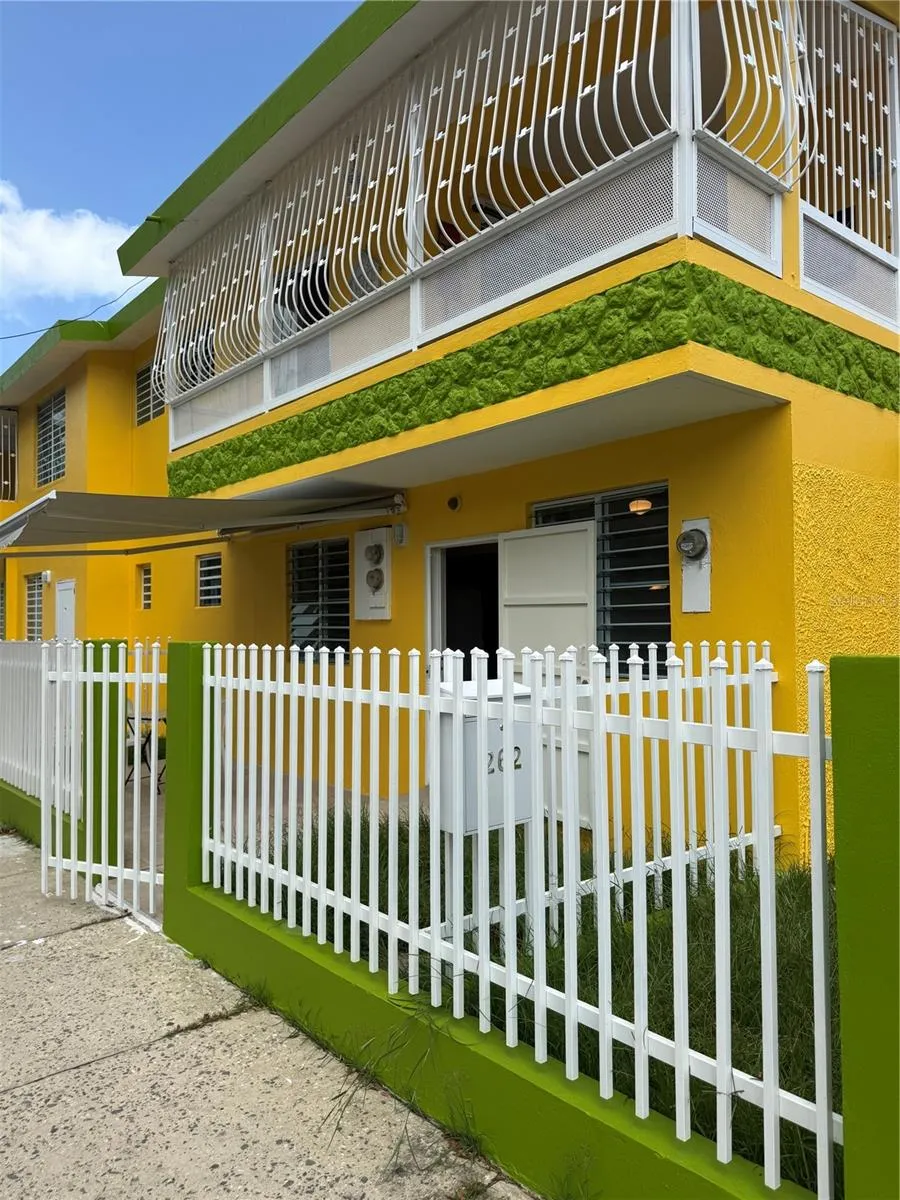 262 calle BETANCES Aguadilla, PR 00603