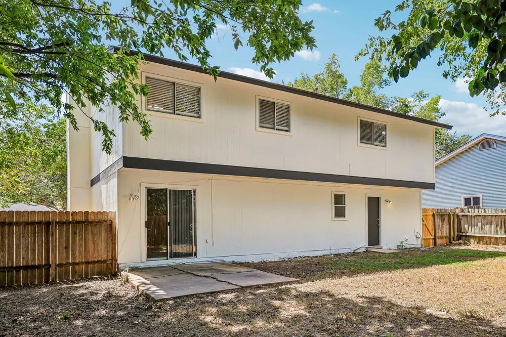 2006 Lear Lane Austin, TX 78745