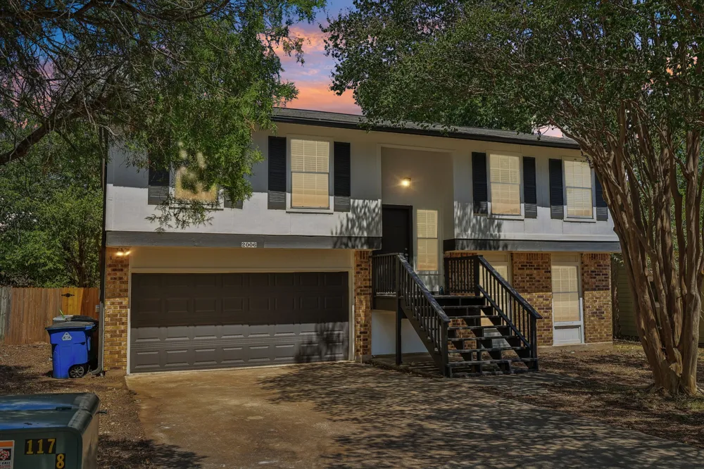 2006 Lear Lane Austin, TX 78745