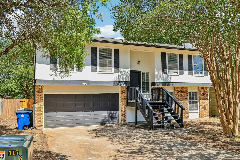 2006 Lear Lane Austin, TX 78745