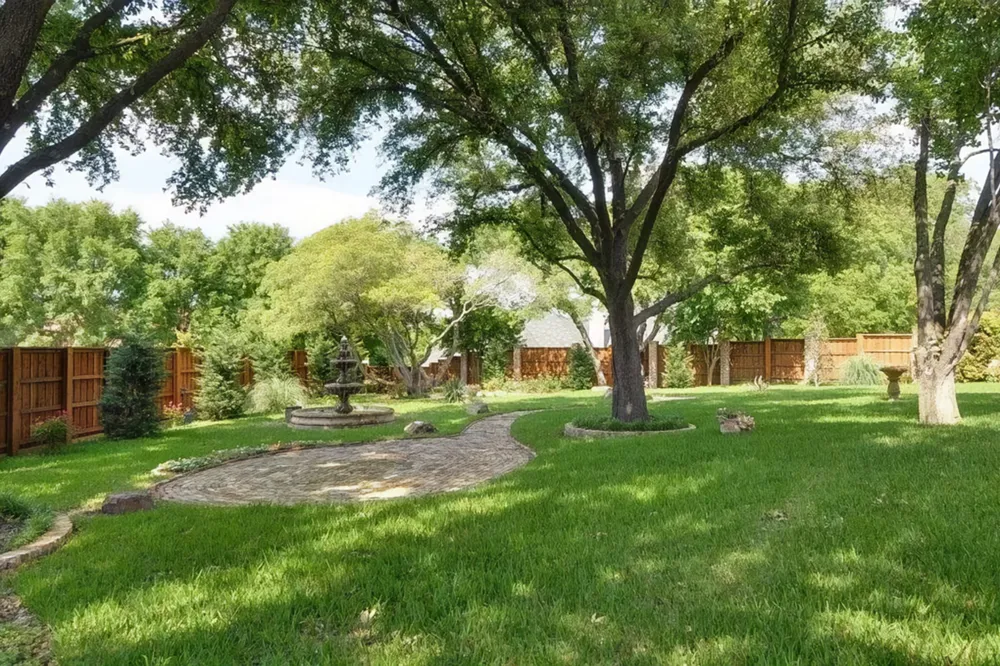 14320 Hughes Lane Dallas, TX 75254