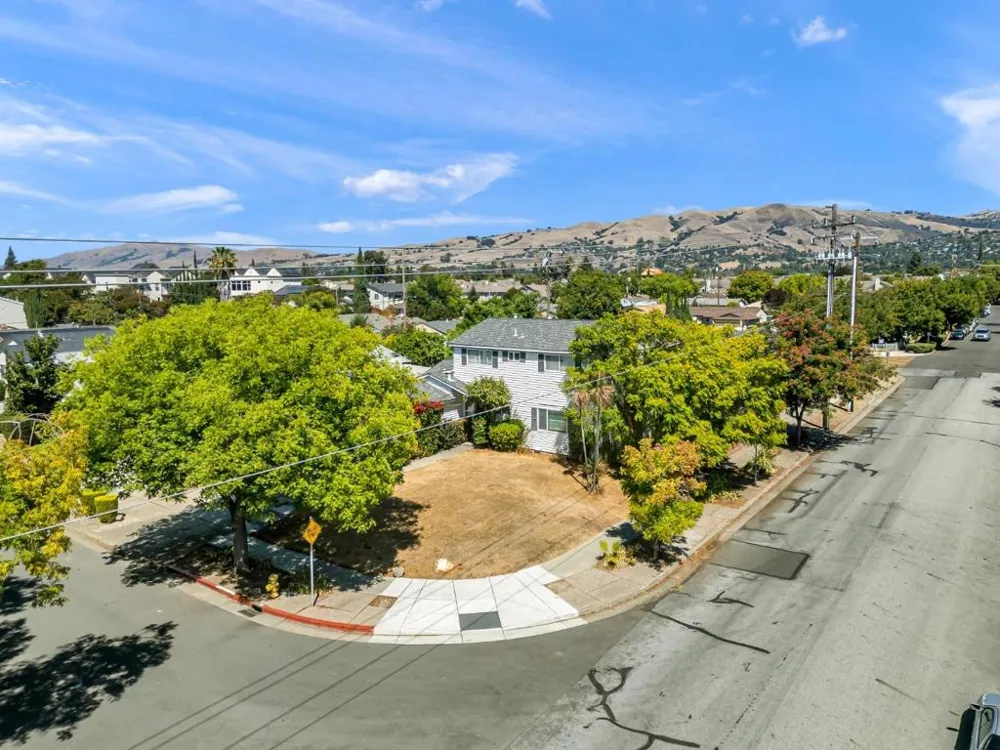 252 Ketchum Drive San Jose, CA 95127