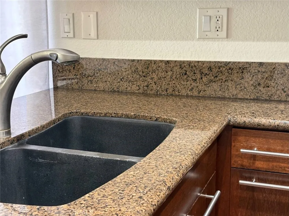 65 Largo Street Laguna Niguel, CA 92677