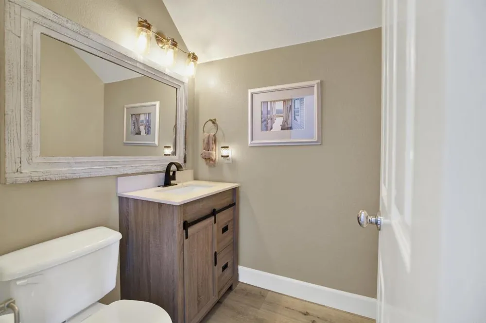 1551 Fairway Encinitas, CA 92024