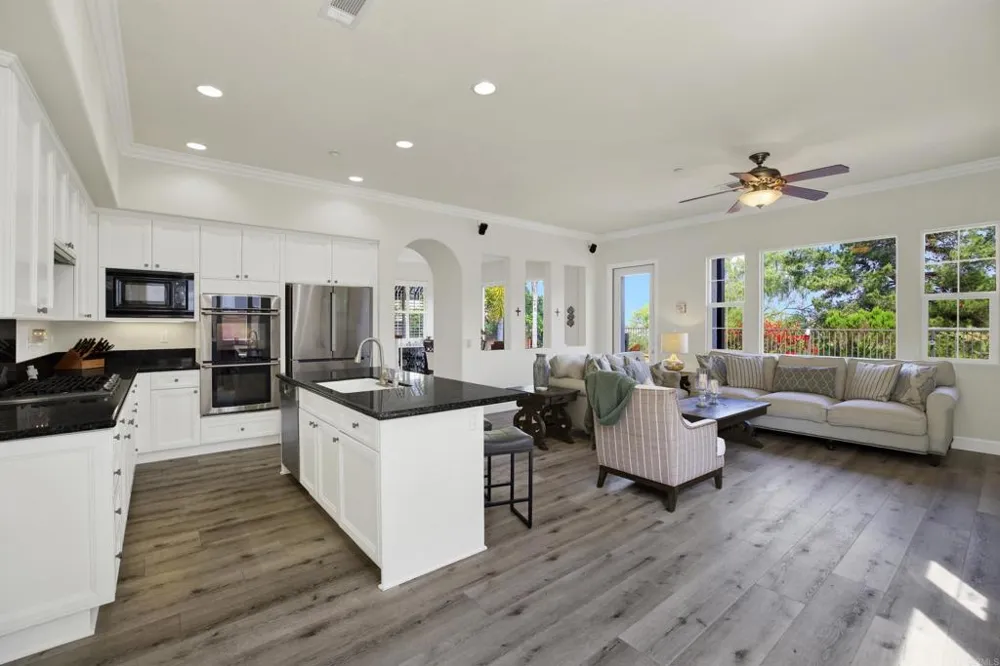 1551 Fairway Encinitas, CA 92024