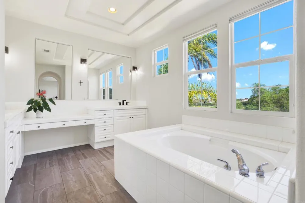 1551 Fairway Encinitas, CA 92024