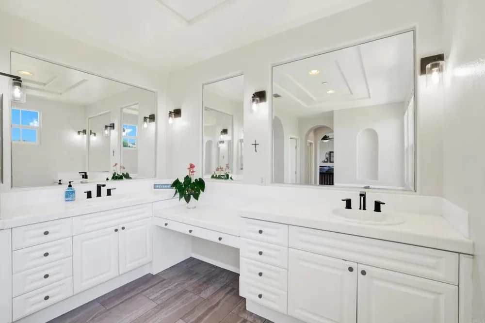 1551 Fairway Encinitas, CA 92024