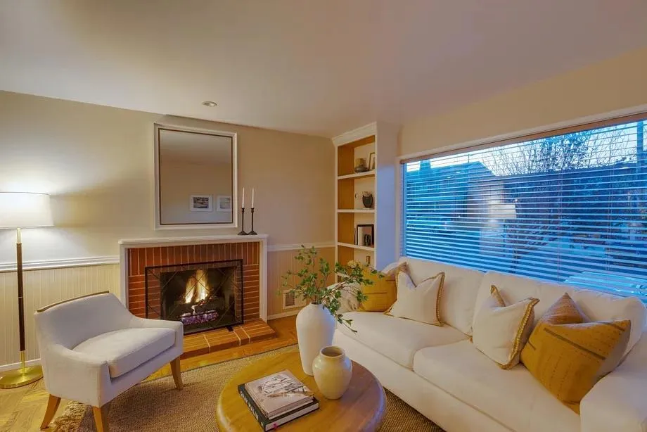 467 Avalon Drive South San Francisco, CA 94080