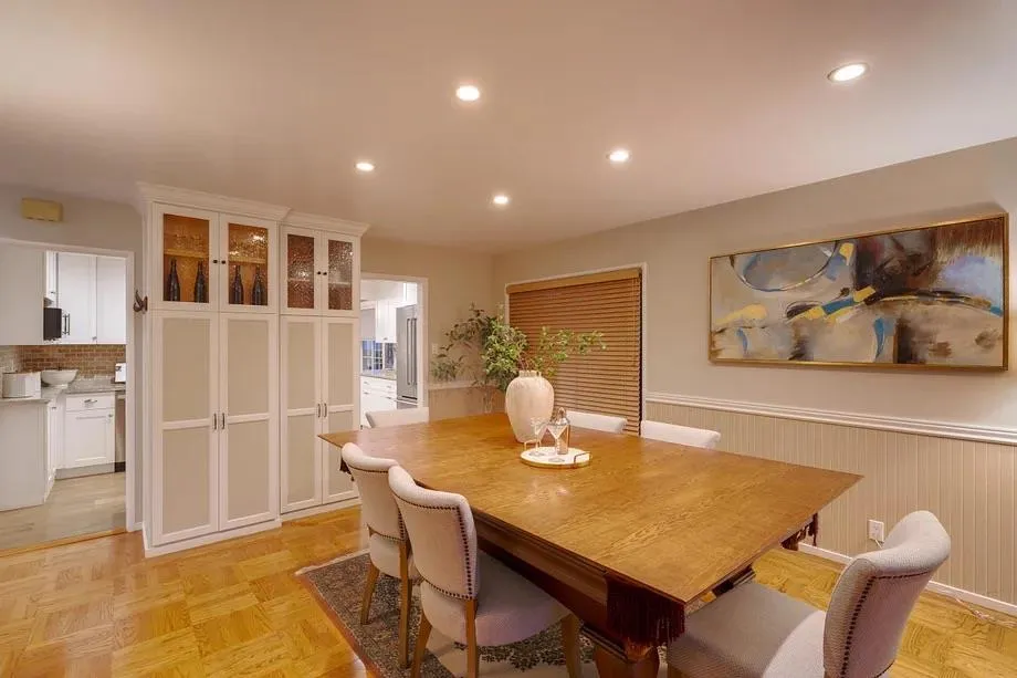 467 Avalon Drive South San Francisco, CA 94080