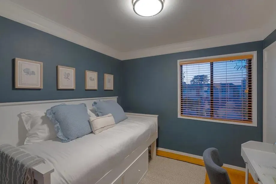 467 Avalon Drive South San Francisco, CA 94080