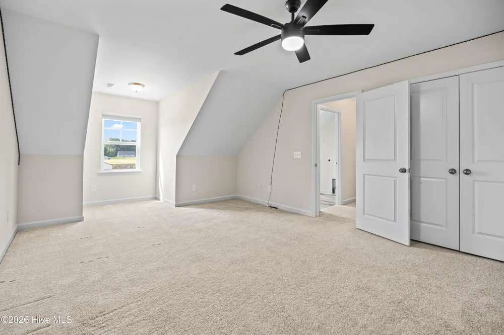 158 Uzzell Road Hubert, NC 28539