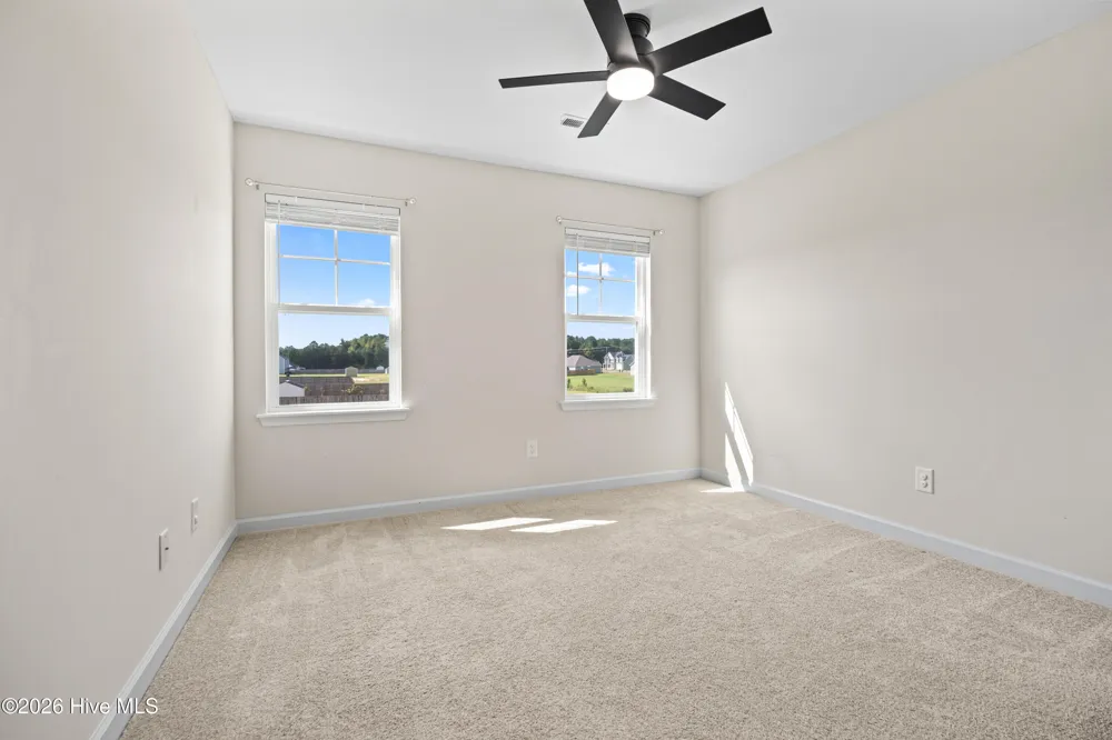 158 Uzzell Road Hubert, NC 28539