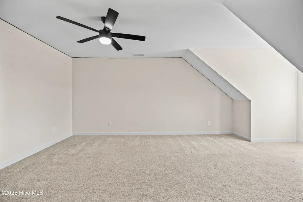 158 Uzzell Road Hubert, NC 28539